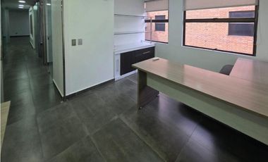 Oficina para la venta o renta en la terminal del sur, piso 3
