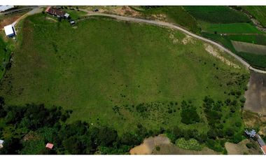 Lote derecho para la venta en El Carmen de Viboral, vereda la chapa