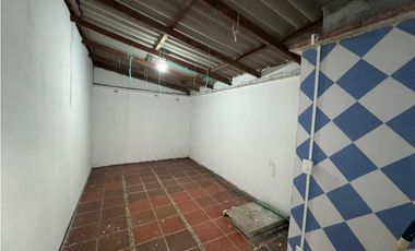 SE ARRIENDA CASA EN EL  BARRIO LA CASTELLANA DE MONTERIA.