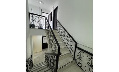 SE ARRIENDA CASA EN EL  BARRIO LA CASTELLANA DE MONTERIA.