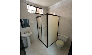 SE ARRIENDA CASA EN EL  BARRIO LA CASTELLANA DE MONTERIA.