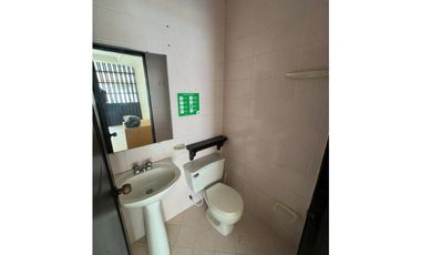 SE ARRIENDA CASA EN EL  BARRIO LA CASTELLANA DE MONTERIA.