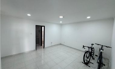 SE ARRIENDA CASA EN EL  BARRIO LA CASTELLANA DE MONTERIA.