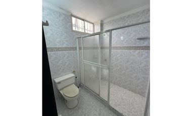 SE ARRIENDA CASA EN EL  BARRIO LA CASTELLANA DE MONTERIA.