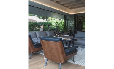 Apartamento para la venta en el Poblado, frente al club campestre