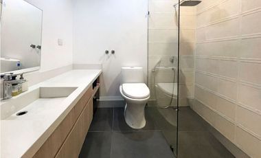 Apartamento para la venta en el Poblado, cerca al C.C Santafé