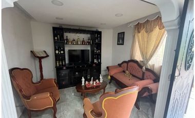 CASA REMODELADA EN UNIDAD ABIERTA EN SAN ANTONIO DE PRADO SECTOR UBA