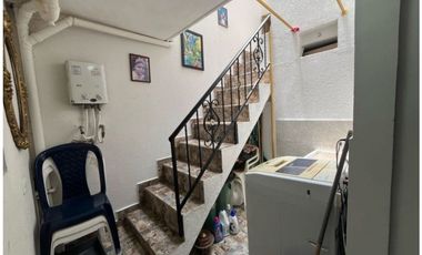 CASA REMODELADA EN UNIDAD ABIERTA EN SAN ANTONIO DE PRADO SECTOR UBA