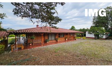 Ref 464a vendo casa campestre en el lago calima