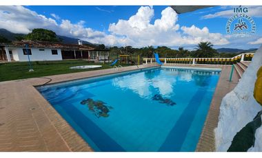 ref 971a lago calima/vendo casa campestre