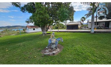 ref 971a lago calima/vendo casa campestre