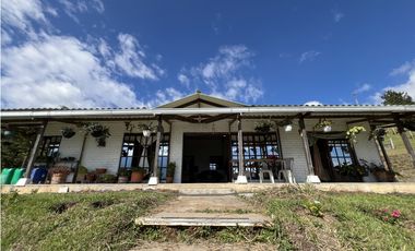 ref 1003a vendo casa campestre calima Darién