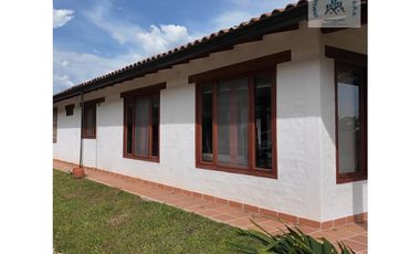 ref 859a lago calima/ vendo casa campestre