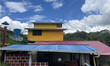 ref 1009a vendo casa campestre en calima Darién