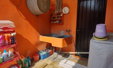 CASA EN  VENTA  JARDÍNES OJO DE AGUA, EDO MEX, TECAMAC SUP.  250 MTS