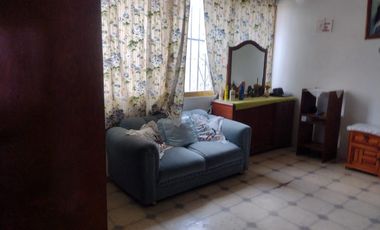 CASA EN  VENTA  JARDÍNES OJO DE AGUA, EDO MEX, TECAMAC SUP.  250 MTS