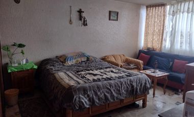 CASA EN  VENTA  JARDÍNES OJO DE AGUA, EDO MEX, TECAMAC SUP.  250 MTS