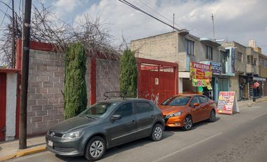 CASA EN  VENTA  JARDÍNES OJO DE AGUA, EDO MEX, TECAMAC SUP.  250 MTS