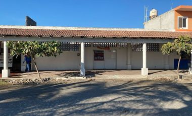 Casa en venta frente a Playa Paraiso, Armería Colima