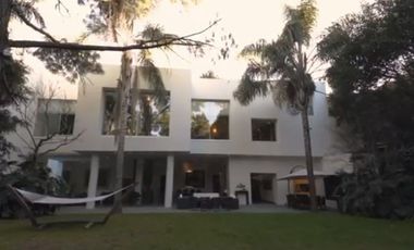 VENDO RESIDENCIA EN CDMX