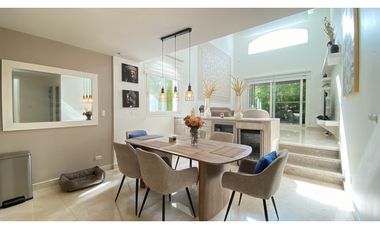 Vendo Hermosa Casa tipo Villa con piscina en Tucan Country Club