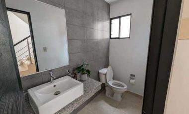 VENDO.HERMOSA CASA EN LA CHORRERA LA ARBOLEDA LOS ROBLES 3R