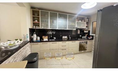 Venta de Casa Modelo Marsella Medianera Reserva de Versalles