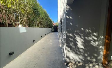 VENDO DEPTO  2 Ambientes con Parrilla, Cochera y Amenities