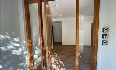 VENDO DEPTO  2 Ambientes con Parrilla, Cochera y Amenities