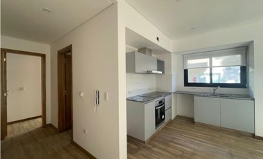 VENDO DEPTO  2 Ambientes con Parrilla, Cochera y Amenities