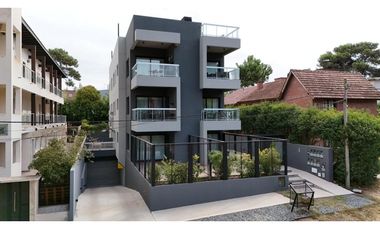 VENDO DEPTO  2 Ambientes con Parrilla, Cochera y Amenities