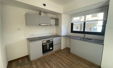 VENDO DEPTO  2 Ambientes con Parrilla, Cochera y Amenities