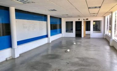 Nave Industrial En Alquiler- Ituzaingó Norte