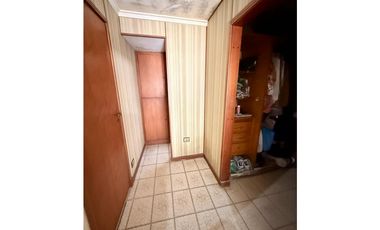 LATORRE PROP. VENDE CHALET 4 AMB CON PARQUE Y GARAGE