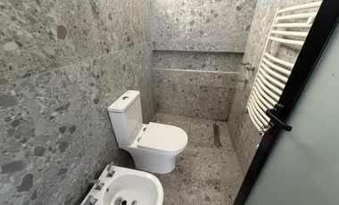 ALQUILER 2 AMBIENTES CON COCHERA EXT. NQ