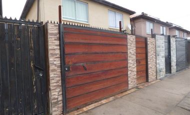 Casa en Arriendo en LAGO BROWN 1465