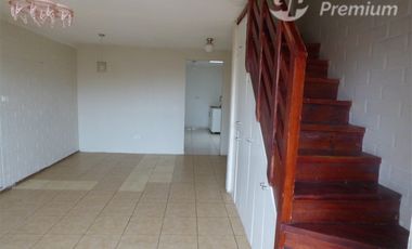 Casa en Arriendo en LAGO BROWN 1465