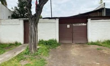 Se vende Amplio Terreno  en Conchalí.