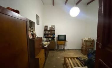 Se vende Amplio Terreno  en Conchalí.