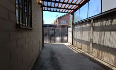 Casa en Avenida Baquedano: ubicación, calidez y proyección