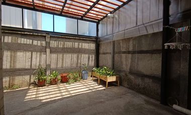 Casa en Avenida Baquedano: ubicación, calidez y proyección