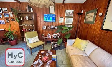 Casa familiar elegante en exclusivo sector residencial