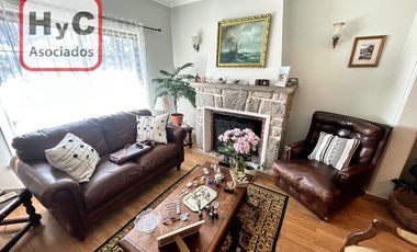 Casa familiar elegante en exclusivo sector residencial