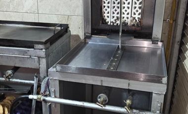 Traspaso local comercial equipado a una cuadra metro revolución