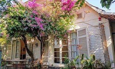 Linda y Antigua - Casa en Pedro de Valdivia Norte