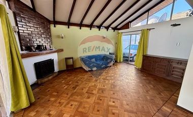 CASA SÓLIDA CON GRAN TERRENO