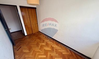 CASA SÓLIDA CON GRAN TERRENO