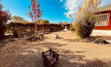 Arriendo de gran casa en sector Los Aromos