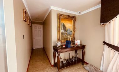 Arriendo de gran casa en sector Los Aromos