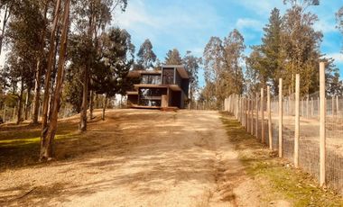 Hermosa casa en arriendo, Condominio Centinelas, Algarrobo